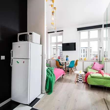 Stylish Vibrant Studio - Krakow, Podgorze Apartman *